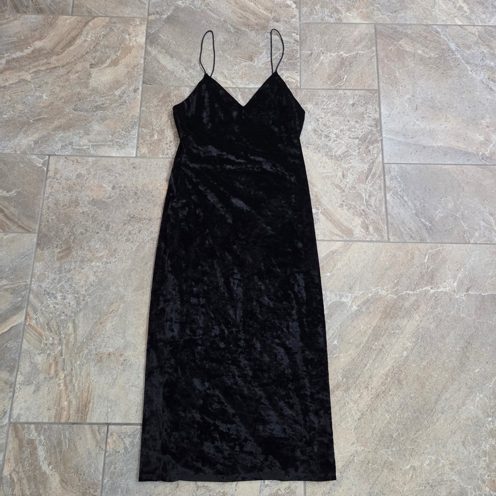 Alice + Olivia AIR Black Crushed Velvet Midi Slip Dress V-Neck  Size 4